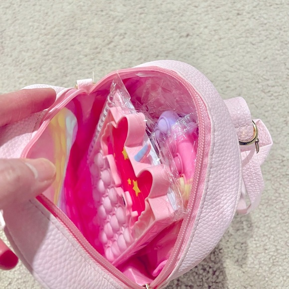 Bundle Price POP-IT Mini backpack,notebook,pencil cae &keychain - Picture 6 of 8